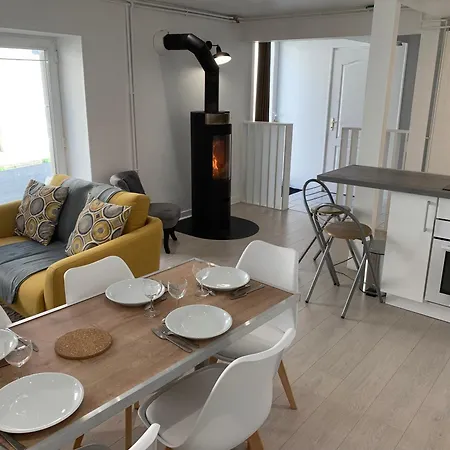 Holiday home De Groupe Lacs Et Foret Du Jura - Orgelet